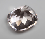 Крупный морганит 7,48 карата