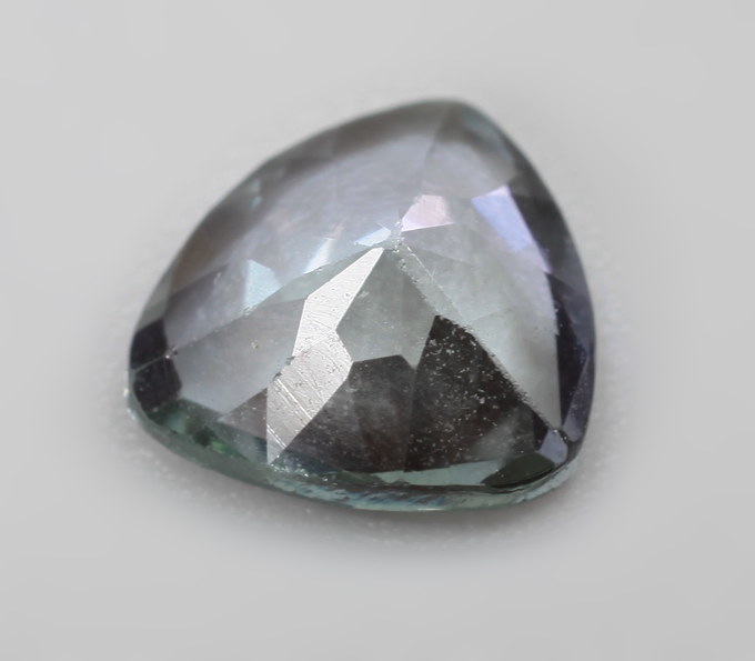 Полихромный цоизит 0,72 карата