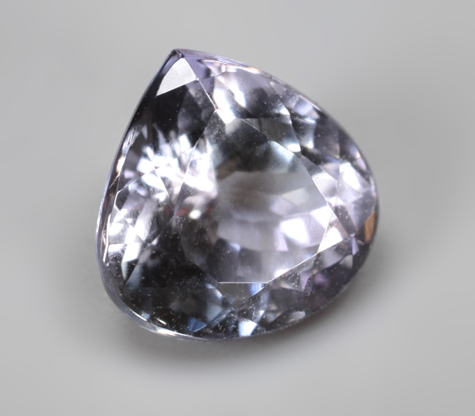 Полихромный цоизит 1,69 карата