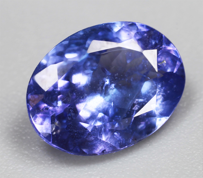 Насыщенный танзанит 1,15 карата