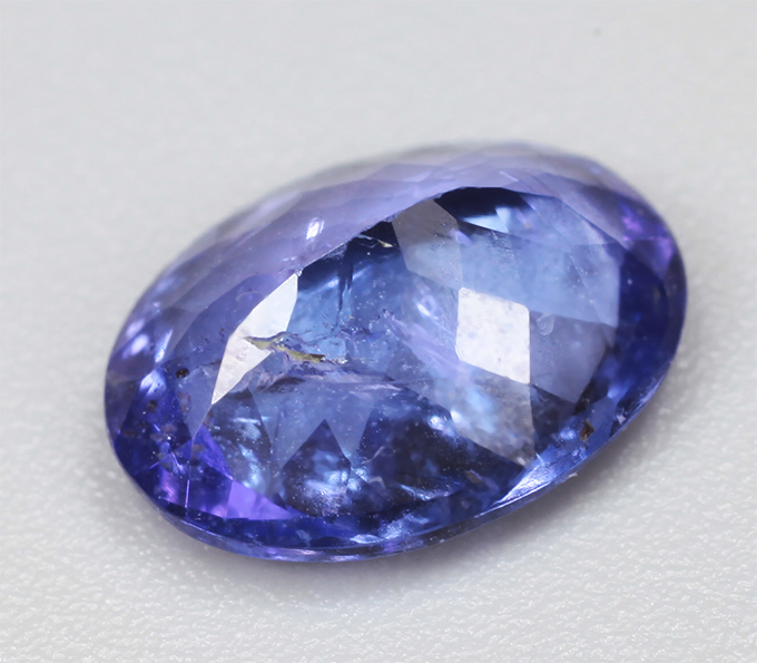 Насыщенный танзанит 1,15 карата