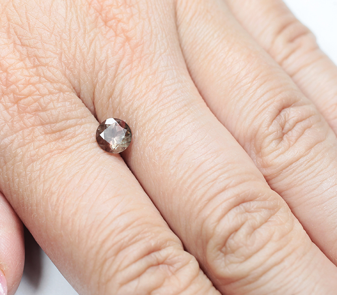 Орегонский солнечный камней 0,92 карата