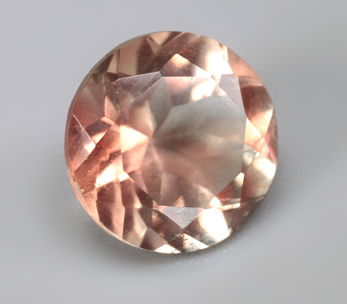 Орегонский солнечный камней 1,17 карата