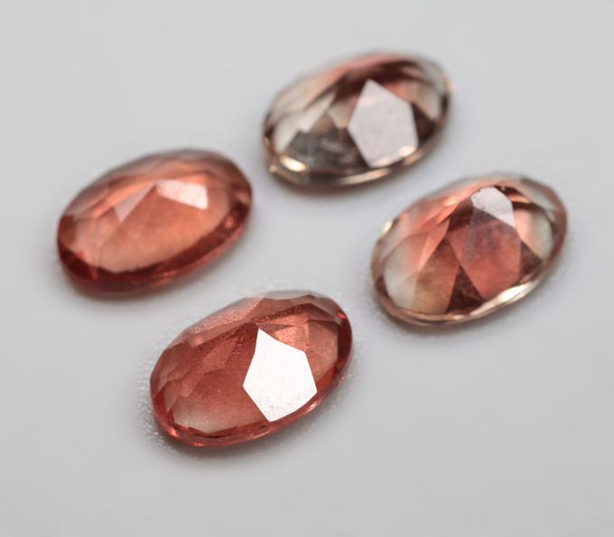 Набор из 4 орегонских солнечных камней 1,56 карата