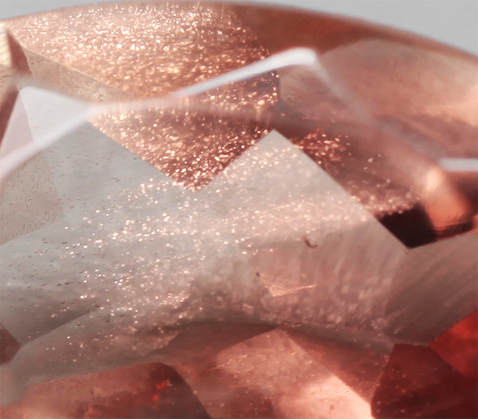 Редкая огранка! Орегонский солнечный камень 1,74 карата!