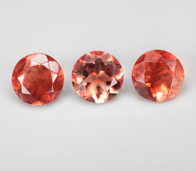 Набор из 3 орегонских солнечных камней 2,79 карата