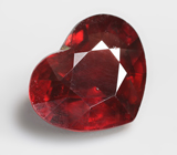 Пироп гранат огранки "сердце" 2,91 карата