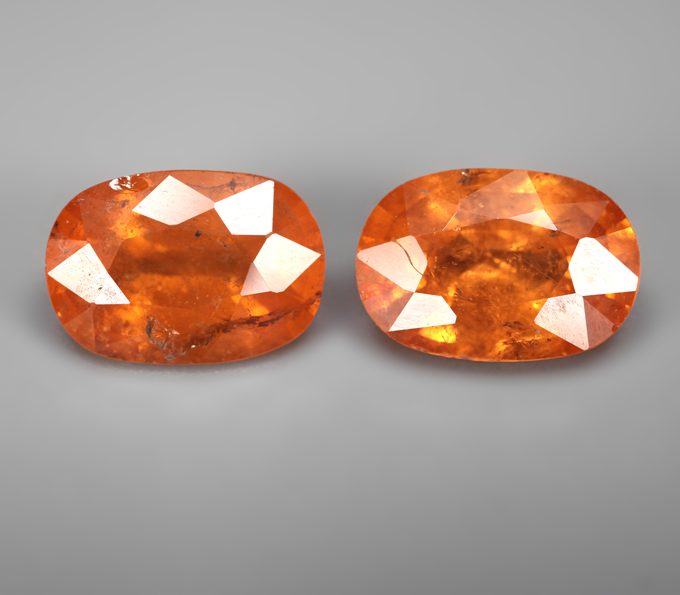 Пара спессартинов гранатов цвета «фанта» 5,52 карата