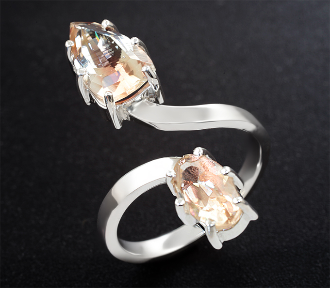 Серебро 925 Кольцо с орегонским солнечным камнем 3,83 карата