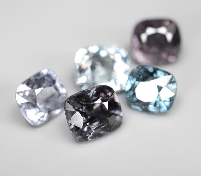 Крупный набор из 5 шпинелей 6,73 карата