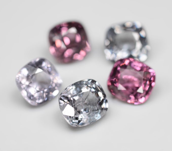 Набор из 5 шпинелей 5,1 карата