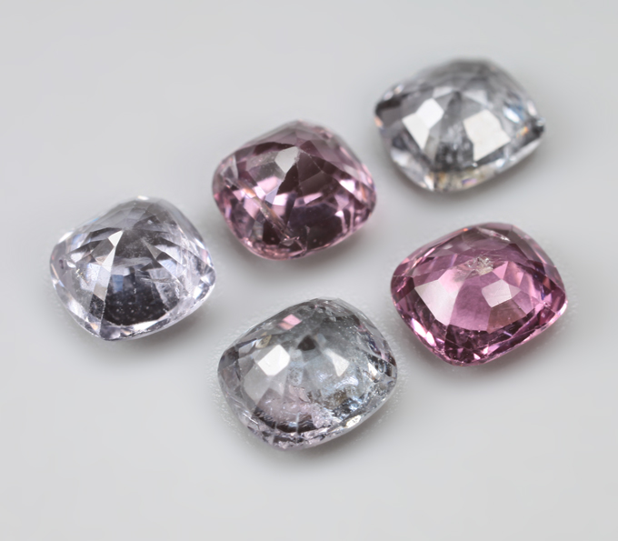 Набор из 5 шпинелей 5,1 карата