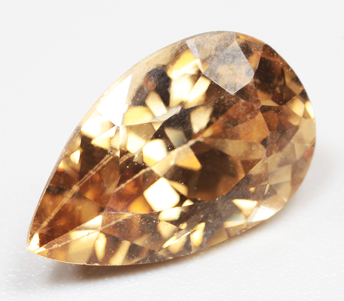 Желтый циркон 3,39 карата