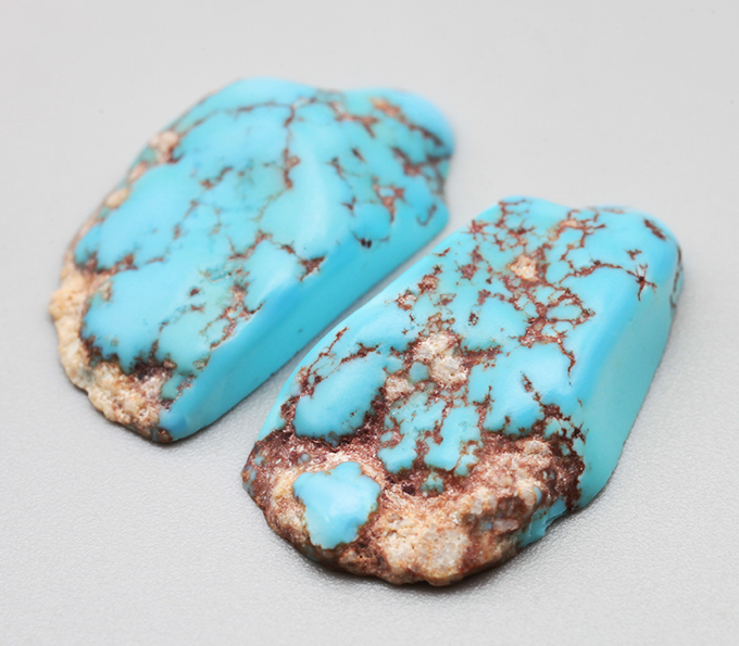 Крупная пара казахстанской бирюзы 17,06 карата