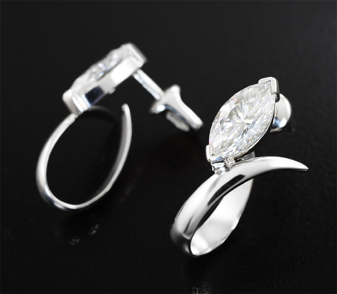 Серьги с муассанитами 2,02 карата
