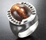 Кольцо с солнечным камнем с эффектом кошачьего глаза 14,96 карата и черными шпинелями