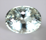 Чистейший крупный платиново-зеленый аметист авторской огранки 26,73 карата