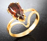 Кольцо с гранатом 4,52 карата и 10 бриллиантами