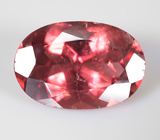 Крупный красный турмалин 8,03 карата