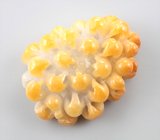 Крупный резной желтый нефрит 67,55 карата