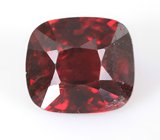Красная шпинель 1,37 карата
