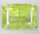 Крупный перидот 12,16 карата