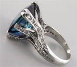 Кольцо с роскошным полихромным танзанитом и 60-ю бриллиантами