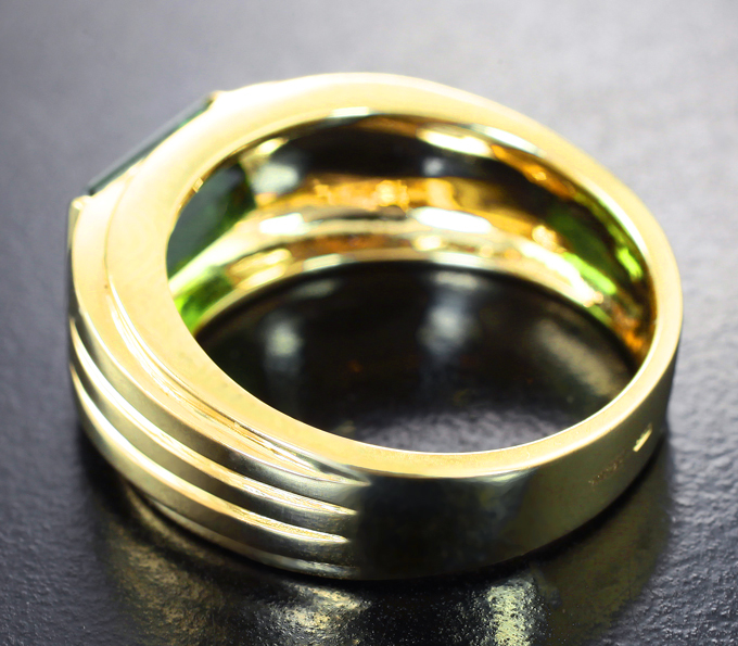 Кольцо с зеленым турмалином 1,9 карата
