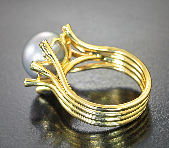 Кольцо с серебристой морской жемчужиной 9,53 карата