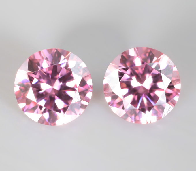 Серьги с муассанитами 6,75 карата