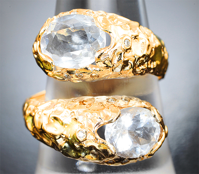 Кольцо со скаполитами 2,85 карата