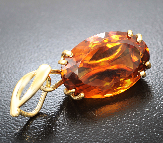 Кулон с чистейшим цитрином топового цвета 14,43 карата