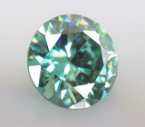 Голубовато-зеленый муассанит 0,74 карата