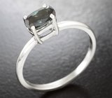 Кольцо с редким гранатом со сменой цвета 0,9 карата