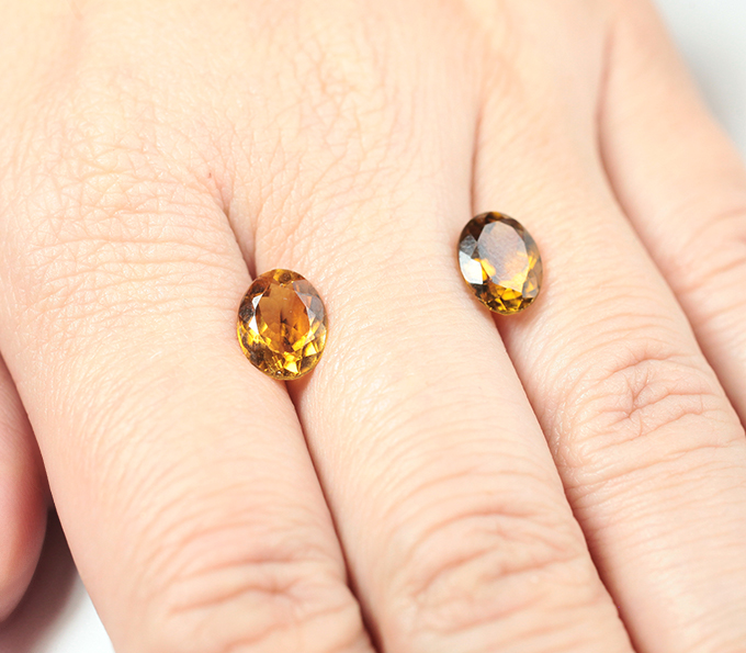 Редкая пара ярких желтых турмалинов 3,93 карата