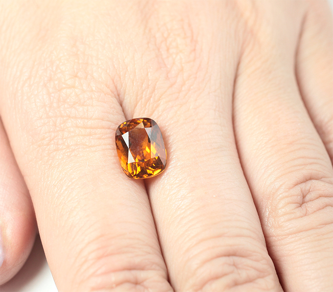 Чистейший цитрин мадейра 4,12 карата