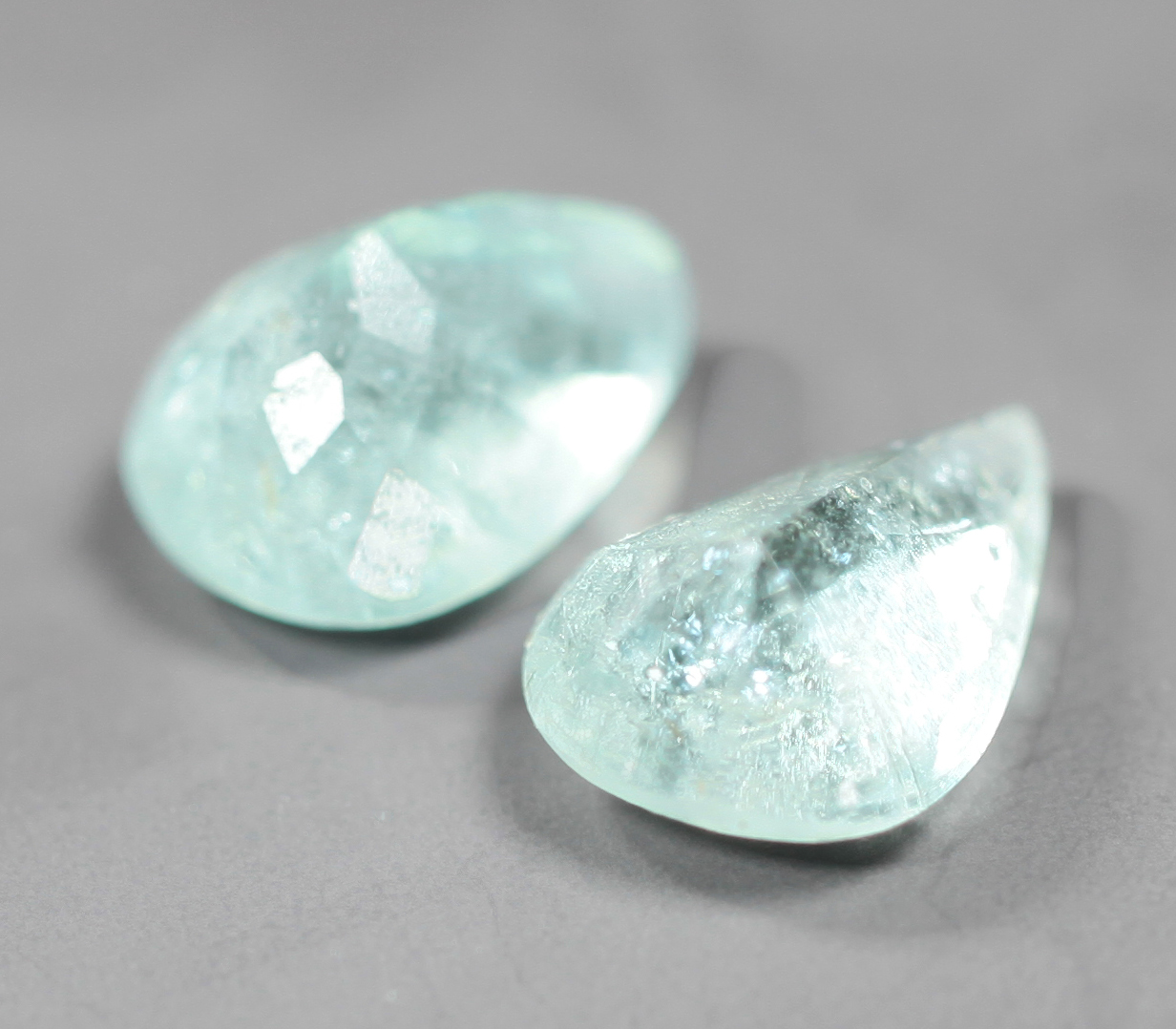 Редкая пара параиба турмалинов 1,34 карата