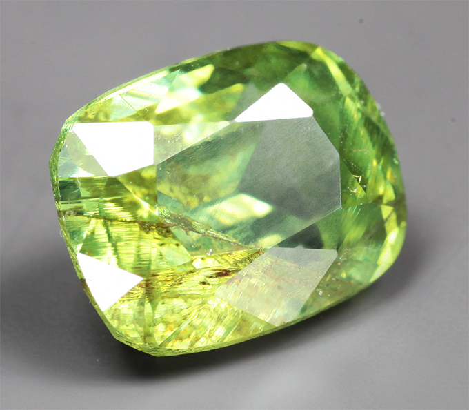 Редкий цвет! Зеленый циркон 2,51 карата