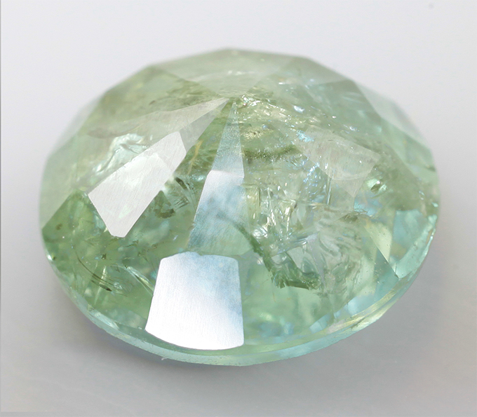 Редкий медьсодержащий турмалин 2,4 карата