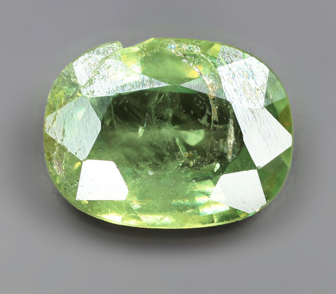 Демантоид 0,94 карата