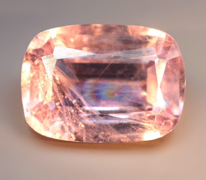 Зултанит 2,71 карата