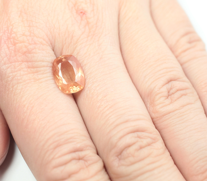 Андезин высокой чистоты 3,36 карата