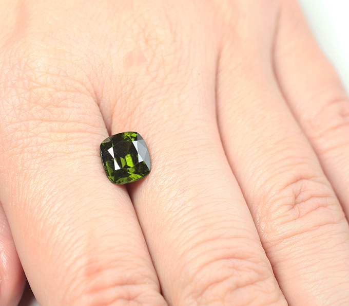 Топовый цвет! Редкий зеленый циркон 3,49 карата