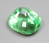 «Неоновый» цаворит 2,03 карата