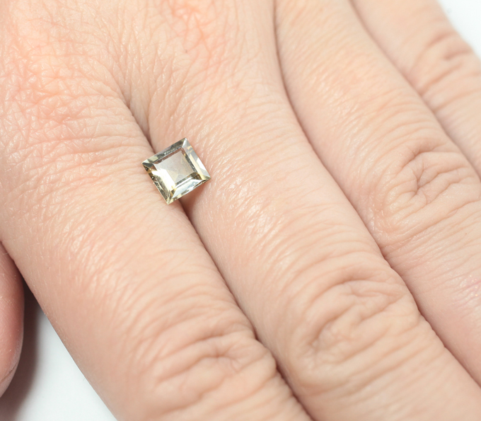 Редкая огранка! Желтый цоизит 1,27 карата