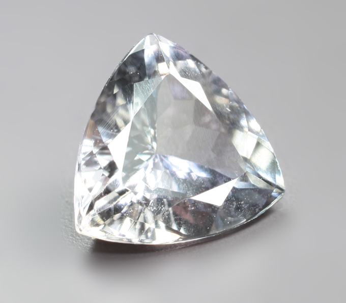 Полихромный цоизит 1,08 карата