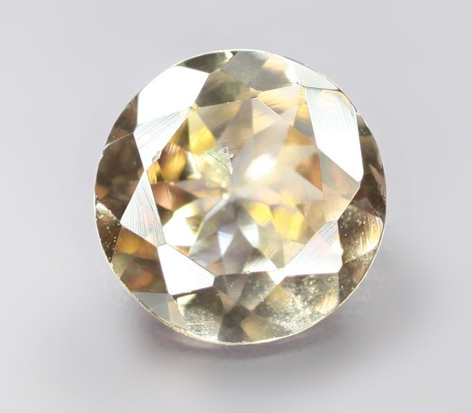 Желтый цоизит 0,89 карата