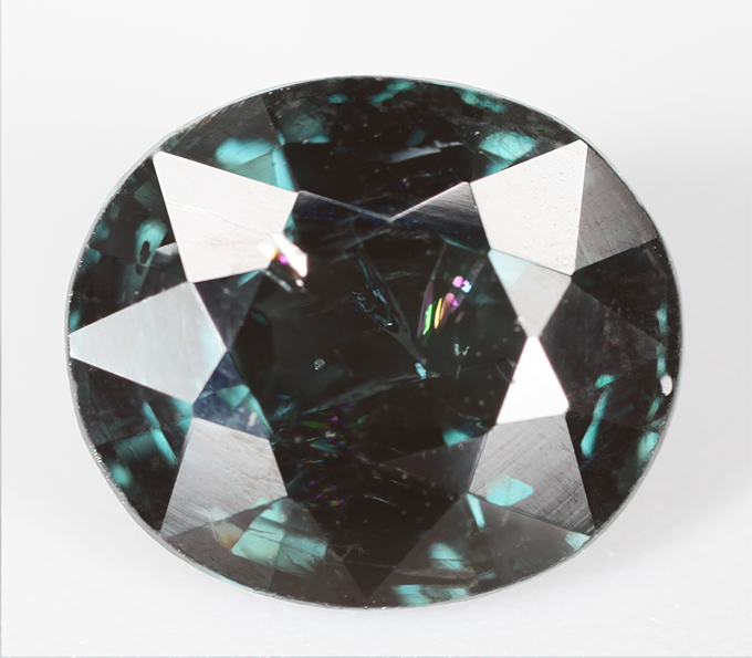 Редкая насыщенная синевато-зеленая шпинель 1,8 карата