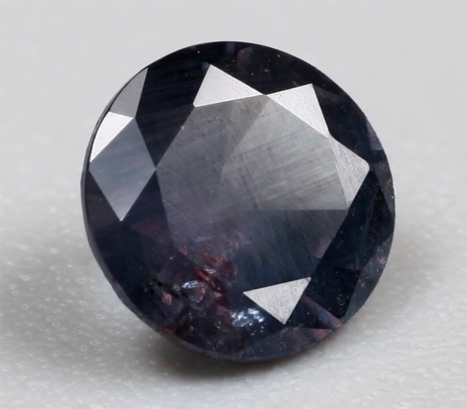 Редкий синий гранат с александритовым эффектом 0,27 карата