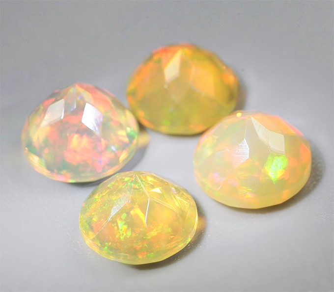 Набор из 4 ограненных эфиопских опалов 3,26 карата